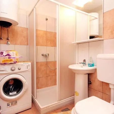 Family Friendly House With A Swimming Pool Orihi, Istria - Sredisnja Istra - 3415 Dom wakacyjny *