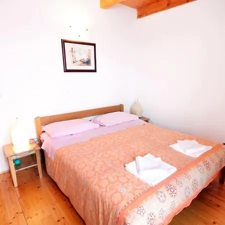 Dom wakacyjny Family Friendly House With A Swimming Pool Orihi, Istria - Sredisnja Istra - 3415