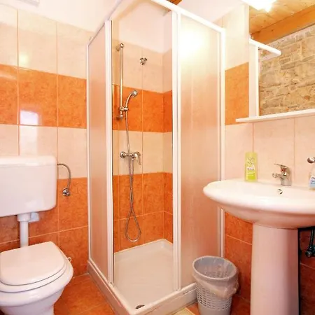 Family Friendly House With A Swimming Pool Orihi, Istria - Sredisnja Istra - 3415 Dom wakacyjny Barban